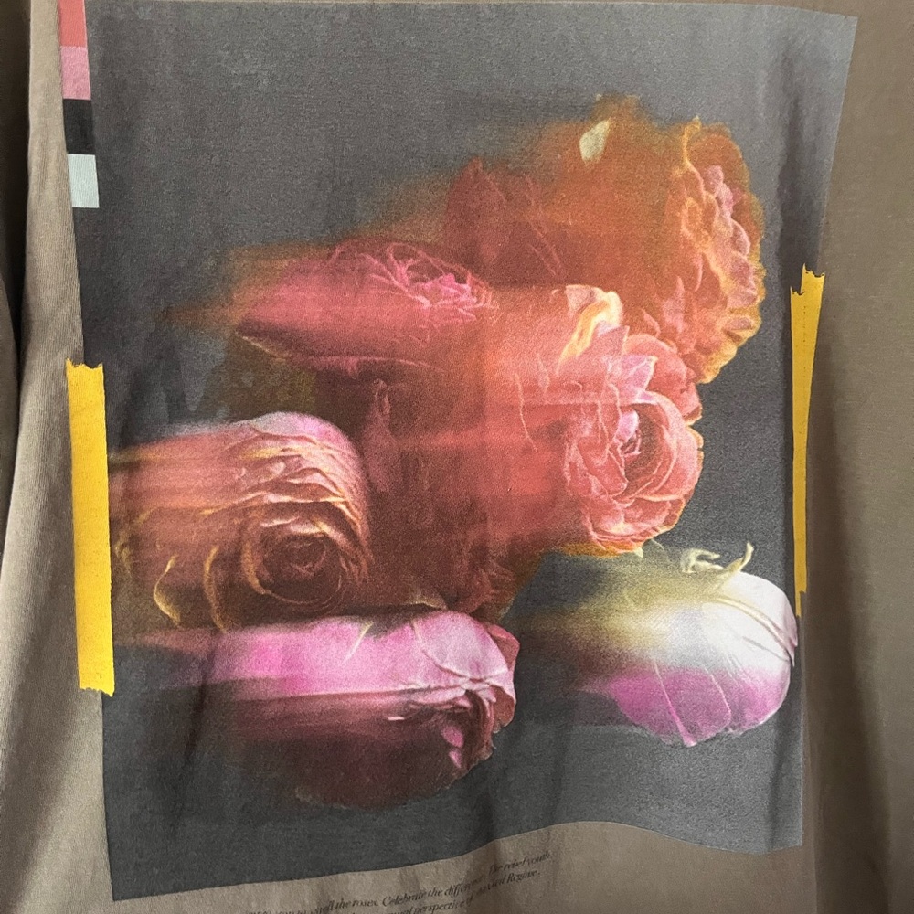 Civil Regime Graphic T-Shirt with Floral Design - Picture 4 of 6